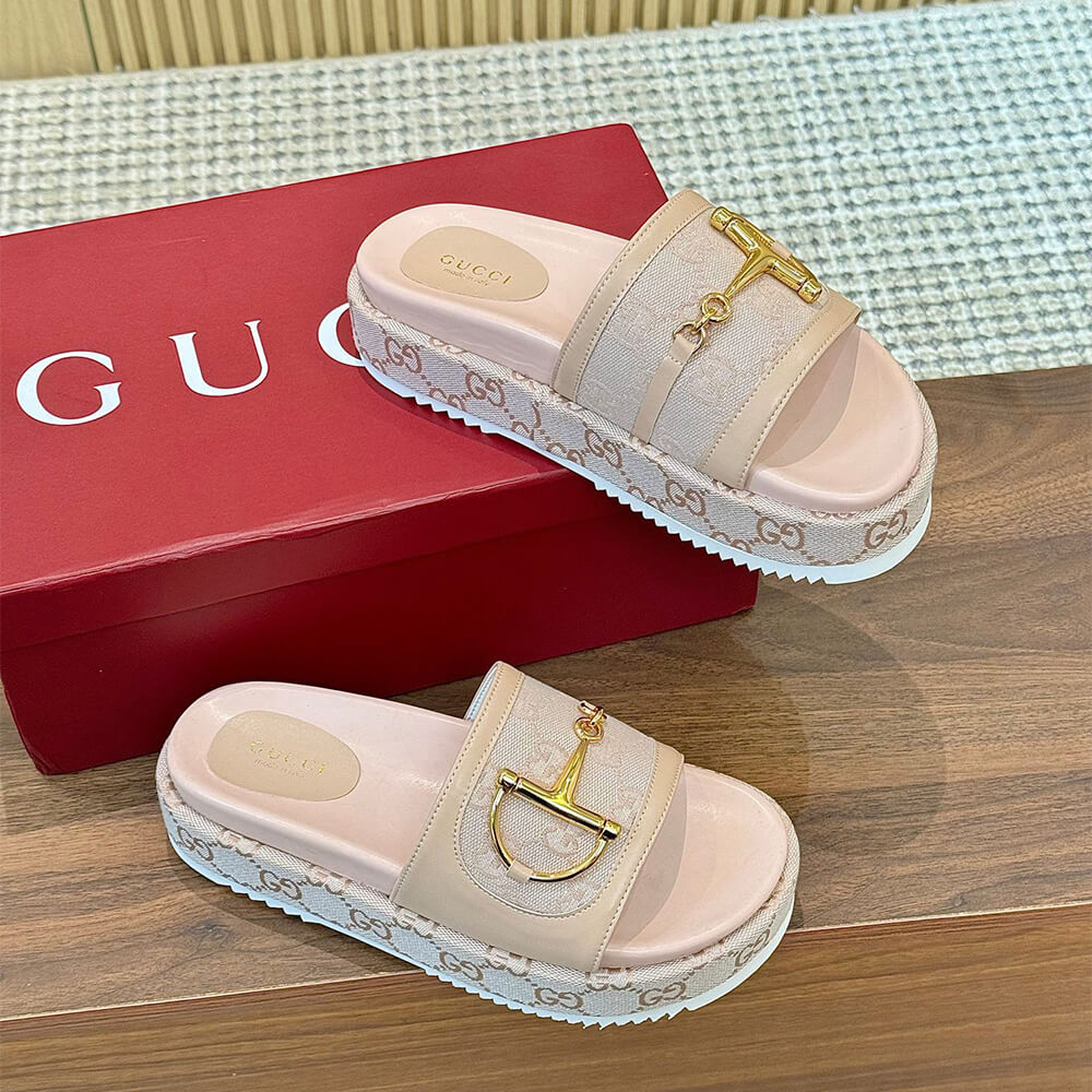 GUCCI Women s platform slide sandal